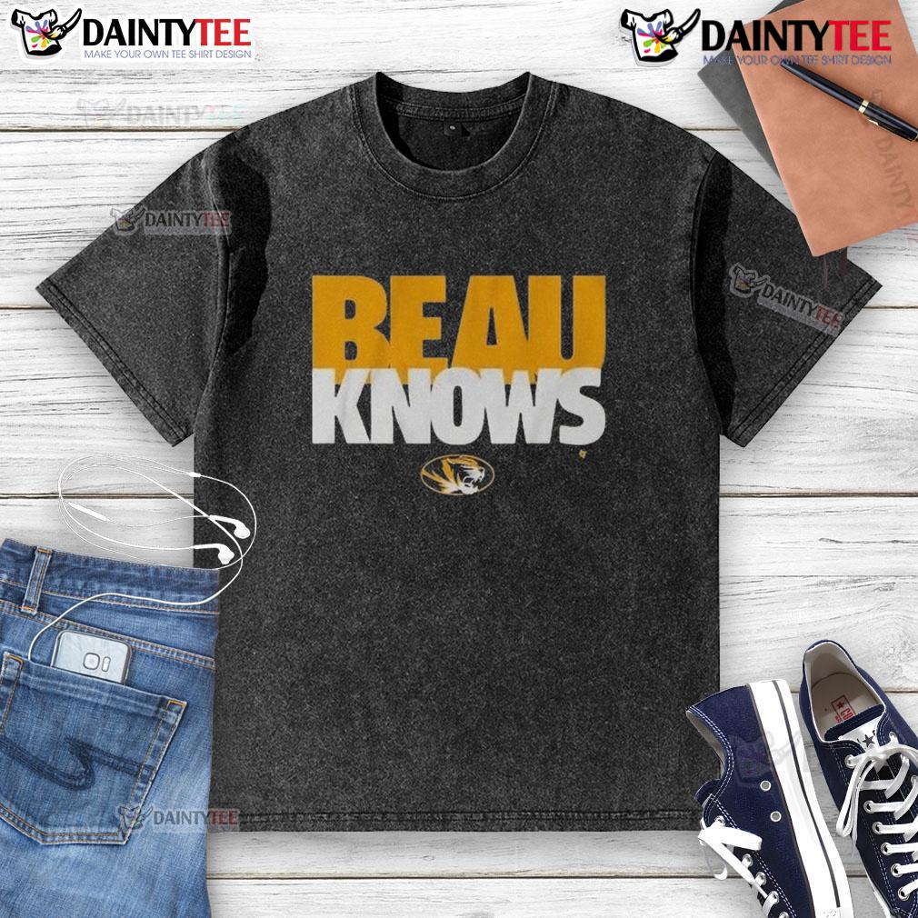 Awesome Missouri Football Beau Pribula Knows Washed T Shirt Alt Text: Beau Pribula wearing an Awesome Missouri football washed t-shirt, showcasing team spirit and style.