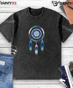 Awesome Native American Indians X Seattle Mariners baseball washed t-shirt featuring vibrant graphics and a comfortable fit.