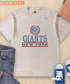 Alt Text: Awesome New York Giants Crest Washed T-Shirt featuring a vintage design and soft fabric, perfect for fans.