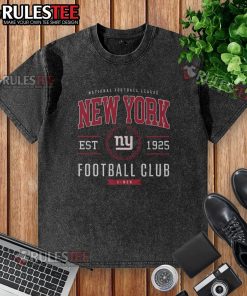 Awesome New York Giants Football Club washed t-shirt in blue, featuring the team logo and a vintage design.
