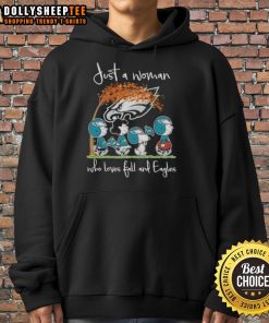 Awesome Peanuts hoodie featuring a woman who loves fall and Philadelphia Eagles football, perfect for autumn sports fans.