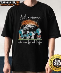 Awesome Peanuts t-shirt for women who love fall and Philadelphia Eagles football, featuring a cozy autumn design.