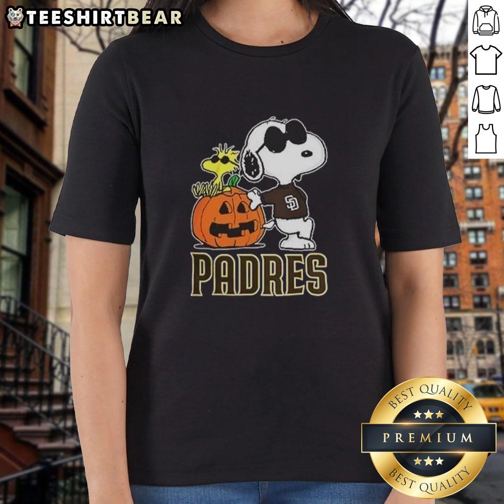 Awesome Snoopy San Diego Padres MLB Pumpkin Halloween Peanuts Cartoon 2025 Ladies-Tee Awesome Snoopy San Diego Padres MLB pumpkin Halloween Peanuts cartoon ladies tee for festive fall celebrations.