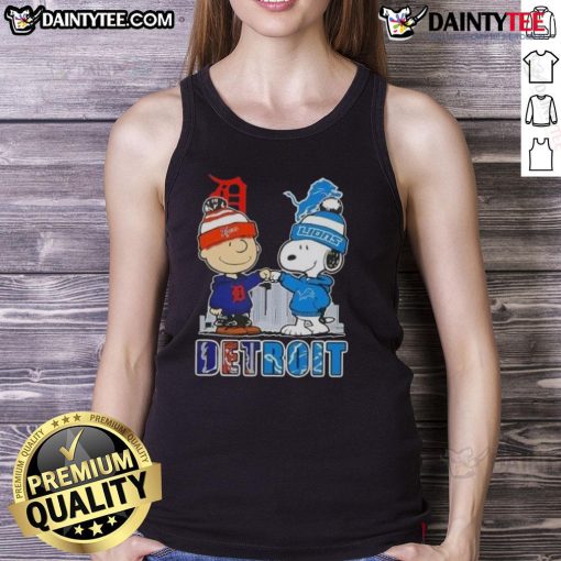Awesome Snoopy x Charlie Brown tank top featuring Detroit Tigers and Lions skyline design, perfect for sports fans.
