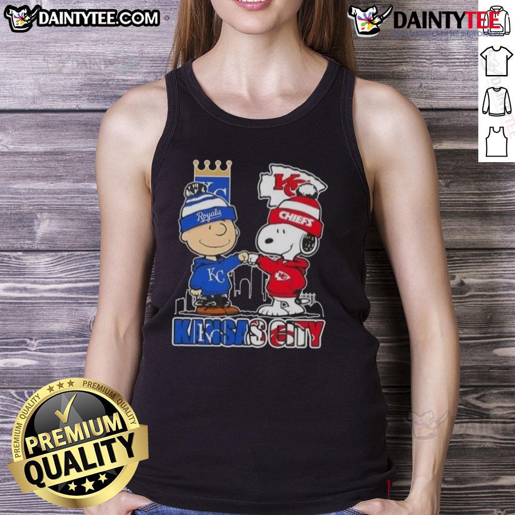Awesome Snoopy X Charlie Brown Kansas City Sports Royals X Chiefs Skyline Tank Top Awesome Snoopy x Charlie Brown tank top featuring Kansas City Royals and Chiefs skyline design.
