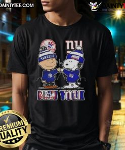 Alt Text: Awesome Snoopy X Charlie Brown New York Sports Yankees X Giants Skyline T-Shirt featuring iconic characters and city skyline.