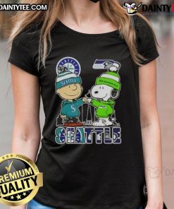 Awesome Snoopy X Charlie Brown Seattle sports tee featuring Mariners and Seahawks skyline design for ladies.