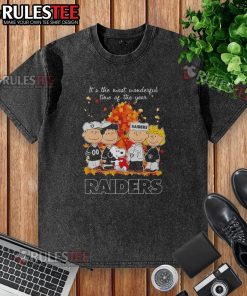 Alt Text: Awesome Peanuts character on a Las Vegas Raiders t-shirt, celebrating the most wonderful time of the year.