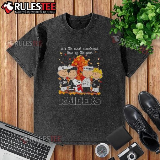 Alt Text: Awesome Peanuts character on a Las Vegas Raiders t-shirt, celebrating the most wonderful time of the year.