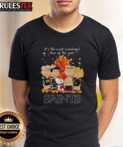 Awesome Peanuts character New Orleans Saints 'It's The Most Wonderful Time Of The Year' T-Shirt for football fans.