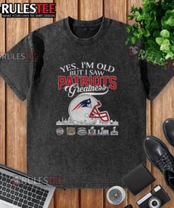 Alt Text: Washed t-shirt featuring 'Awesome, Yes I'm Old' and New England Patriots Super Bowl helmet skyline design.