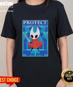 Cute hornet from Hollow Knight on a ladies tee, showcasing vibrant artwork and stylish design for fans.