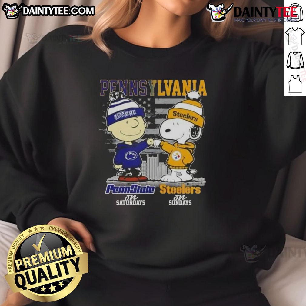 Cute Pennsylvania Sports Charlie Brown Penn State Nittany Lions X Snoopy Pittsburgh Steelers Sundays Sweatshirt Adorable Pennsylvania sports sweatshirt featuring Charlie Brown, Snoopy, Penn State Nittany Lions, and Pittsburgh Steelers.