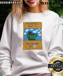 Alt Text: Cute psychedelic sweatshirt featuring a lizard design, perfect for animal lovers and unique fashion enthusiasts.