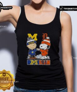 Cute Snoopy and Charlie Brown in Michigan sports Wolverine and Detroit Tigers tank top with skyline design.