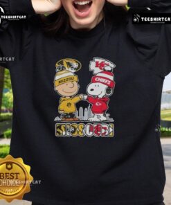 Alt Text: Cute Snoopy and Charlie Brown Missouri Tigers x Kansas City Chiefs skyline sweatshirt design for fans.