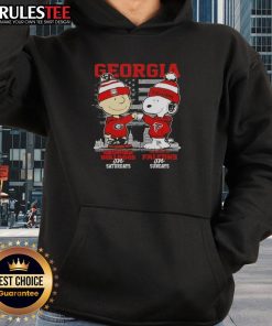 Good Charlie Brown Georgia Bulldogs & Snoopy Atlanta Falcons Skyline Hoodie showcasing team spirit and style.