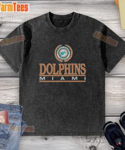 Good Miami Dolphins Crest Washed T-Shirt featuring a vintage design and soft fabric, perfect for fans of the team.