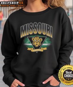 Vintage Missouri Tigers sweatshirt featuring a faded arena design, perfect for fans and casual wear enthusiasts.