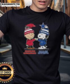 Good Snoopy and Charlie Brown Arkansas Razorbacks x Dallas Cowboys T-shirt featuring iconic characters in team colors.