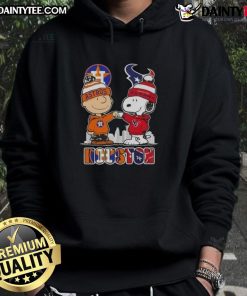 Alt Text: Cozy hoodie featuring Snoopy and Charlie Brown with Houston skyline, perfect for Astros and Texans fans.