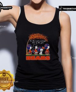 Alt Text: Good Snoopy and Friends Chicago Bears tank top celebrating autumn, perfect for sports fans this holiday season.