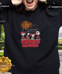 Good Snoopy and Friends x Wisconsin Badgers sweatshirt for autumn, perfect for sports fans celebrating the season.