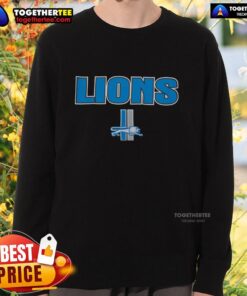 Vintage Hot Detroit Lions throwback sweatshirt featuring classic logo and retro design, perfect for NFL fans.