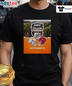 Hot Tennessee Volunteers vs Georgia Bulldogs 2025 College Gameday T-Shirt design featuring team colors and logos.