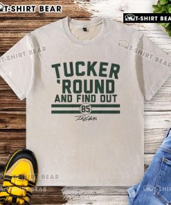 Hot Tucker Kraft Green Bay Packers round and find out signature washed t-shirt for football fans.