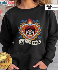 Nice Calavera Frida Sagrado Corazon sweatshirt featuring vibrant colors and intricate design, perfect for art lovers.