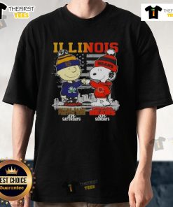 Charlie Brown Notre Dame Fighting Irish and Snoopy Chicago Bears skyline t-shirt perfect for game day fans.