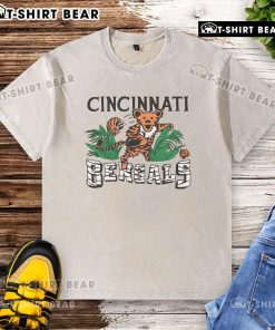 Nice Cincinnati Bengals Homage NFL x Grateful Dead washed t-shirt featuring a unique design and vibrant team colors.