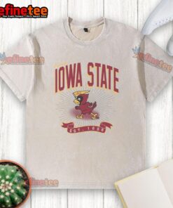 Vintage Iowa State Cyclones Prime Play Washed T-Shirt in red, featuring team logo and classic design for fans.