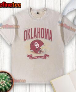 Nice Oklahoma Sooners Prime Play washed t-shirt featuring vibrant team colors and logo, perfect for game day attire.