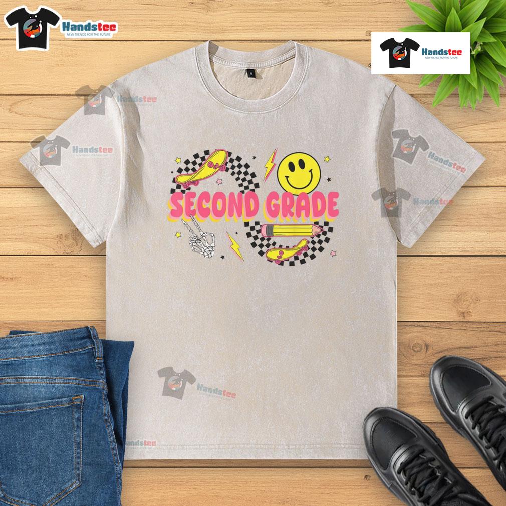 Nice Second Grade Back to School Retro Smiley Face Pencil Skateboard Washed T-Shirt Alt Text: Retro smiley face design on a second-grade back-to-school washed t-shirt featuring a skateboard and pencil.