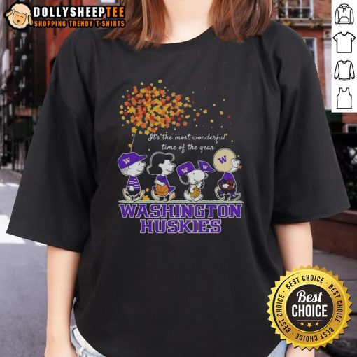 Alt Text: Snoopy and friends in a Washington Huskies autumn tee, celebrating the most wonderful time of the year.
