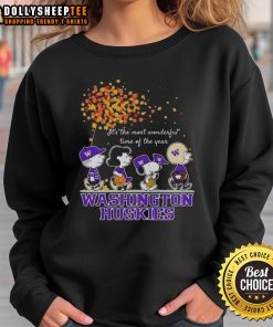 Cozy Snoopy and Friends Washington Huskies sweatshirt for autumn, celebrating the most wonderful time of the year.