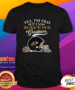 Original Yes I'M Old But I Saw Baltimore Ravens Greatness Super Bowl Helmet Skyline T-Shirt
