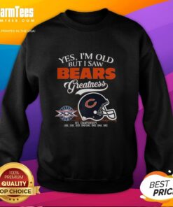 Alt Text: Chicago Bears sweatshirt featuring a Super Bowl helmet and skyline, perfect for fans who appreciate team greatness.