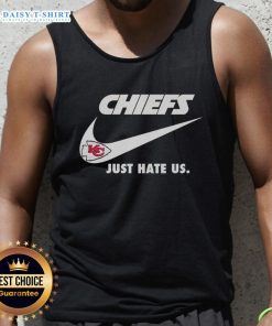 Alt Text: Premium Nike Kansas City Chiefs logo tank top featuring a bold design, perfect for fans and summer wear.