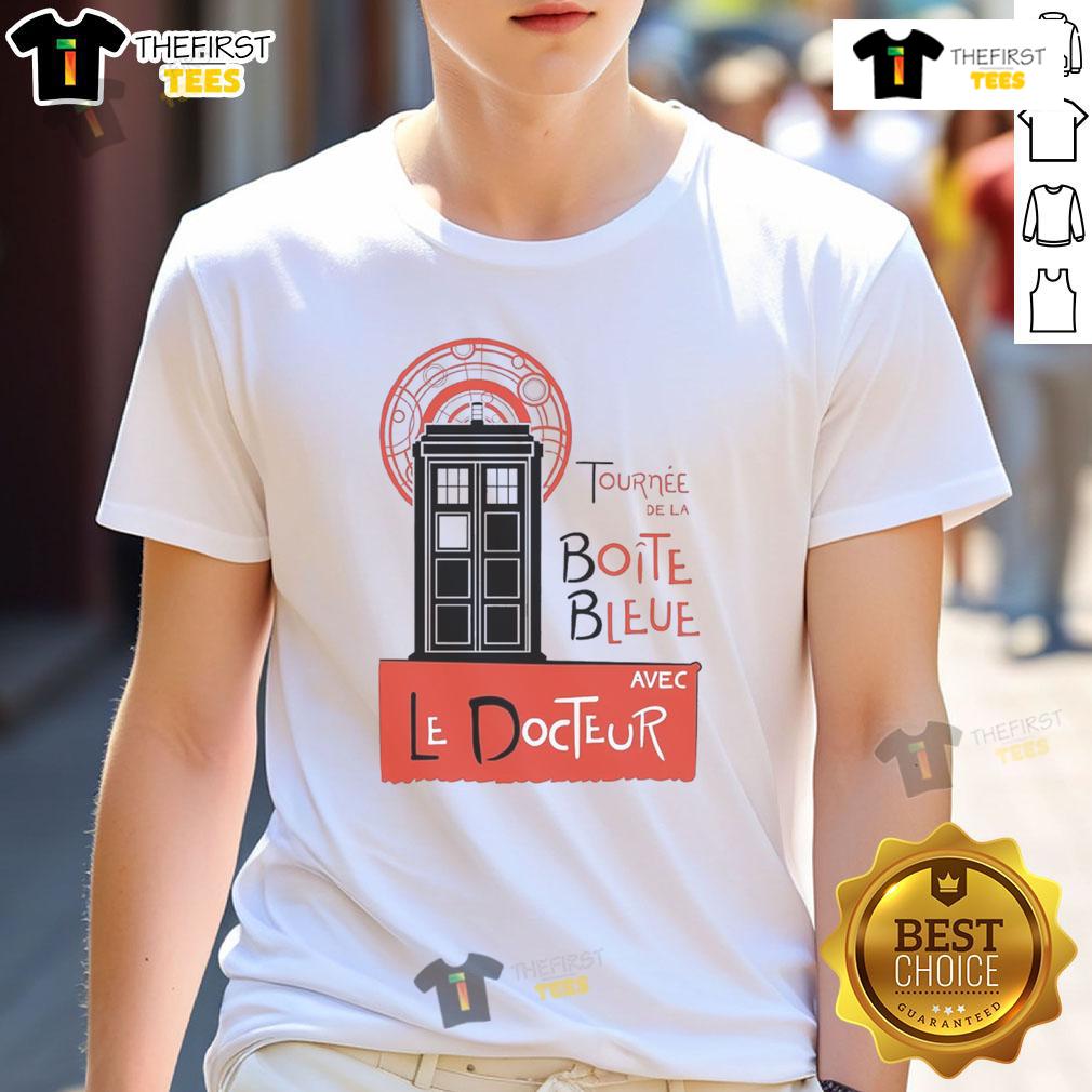 Premium La Boîte Bleue T Shirt Premium La Bote Bleue T-Shirt featuring a stylish design in vibrant blue, perfect for casual wear and fashion enthusiasts.