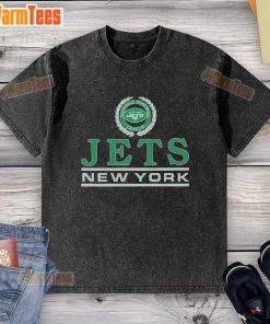 Alt Text: Premium New York Jets Crest Washed T-Shirt featuring the iconic team logo in a stylish, comfortable design.