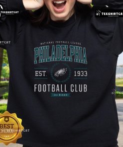 Premium Philadelphia Eagles Football Club sweatshirt in green with logo, perfect for fans and casual wear.