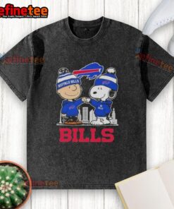 Alt Text: Premium Snoopy and Charlie Brown Buffalo Bills football skyline washed t-shirt featuring vibrant graphics and soft fabric.
