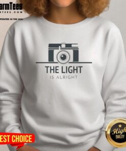 Premium The Light Is Alright Camera Sweatshirt in stylish design, perfect for photographers and casual wear enthusiasts.