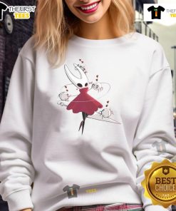 Stylish Pretty Hollow Knight Hornet sweatshirt featuring vibrant artwork of Hornet from the popular game.