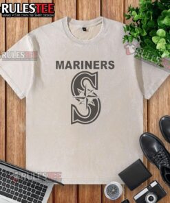 Seattle Mariners Pho Kit washed t-shirt featuring vibrant graphics and a comfortable fit. Perfect for game day or casual wear.