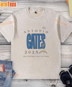 Top Antonio Gates 2025 Pro Football Hall of Fame signature washed t-shirt featuring a vintage design and comfortable fit.