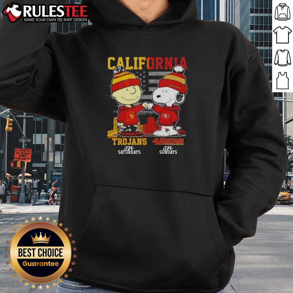 Top California Sports Charlie Brown USC Trojans Saturdays x Snoopy San Francisco 49ers Sundays Hoodie Charlie Brown sports hoodie featuring USC Trojans for Saturdays and San Francisco 49ers for Sundays, showcasing fun style.